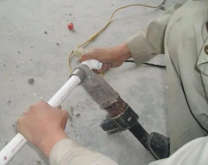 长武漏水维修电话